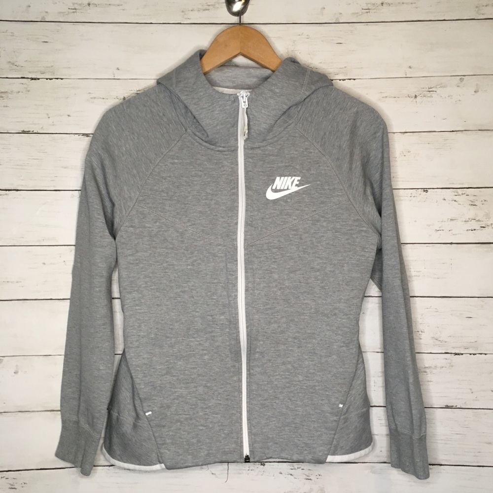Nike fitted hoodie